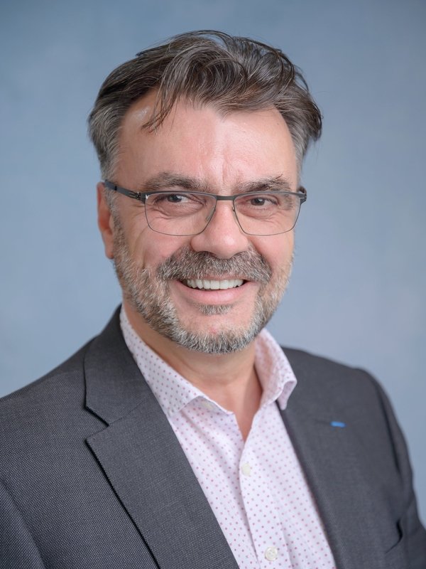 Dr. Florin Paun