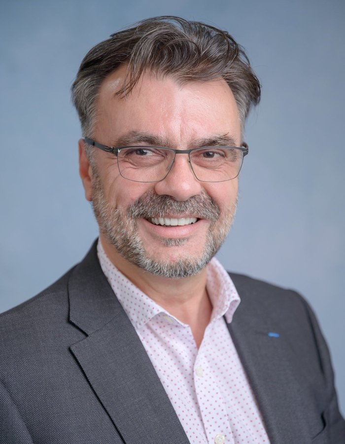 Dr. Florin Paun